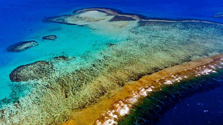 New_Caledonia_Barrier_Reef1